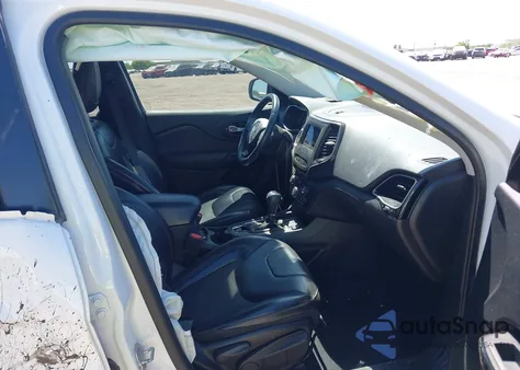 2019 Jeep Cherokee Altitude Fwd from USA, damaged, VIN 1C4PJLLB3KD339230